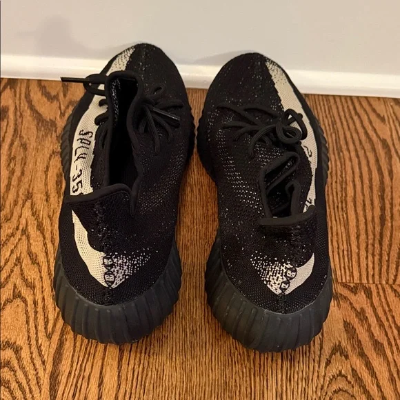 Yeezy 350 V2 Oreo Sneakers Mens sz. 14.5 - Picture 5 of 8